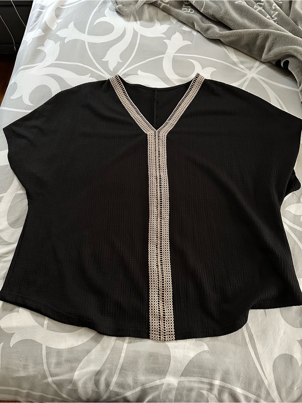 SHEIN Black V-Neck Tunic with Cream Crochet Trim